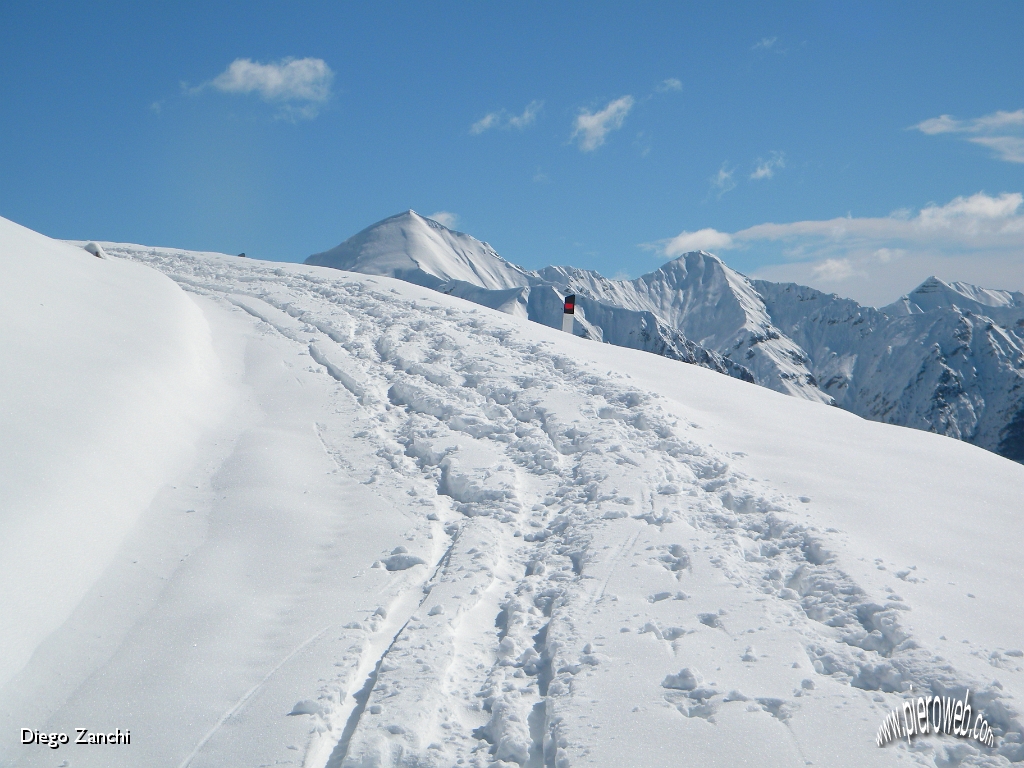 1-lasciamo Rif. San Marco e saliamo al passo.jpg